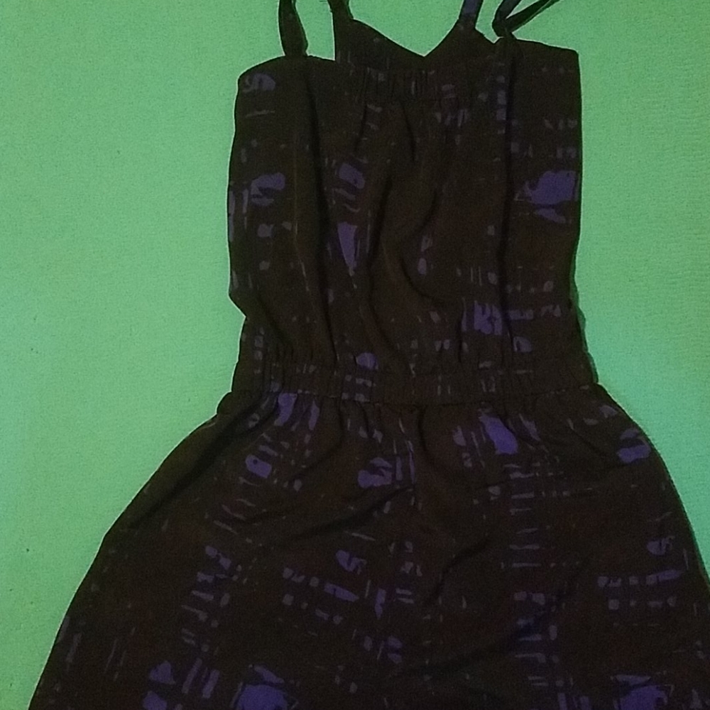 Small romper - Picture 3 of 3